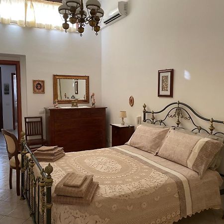 Half House Floridia Villa Екстериор снимка